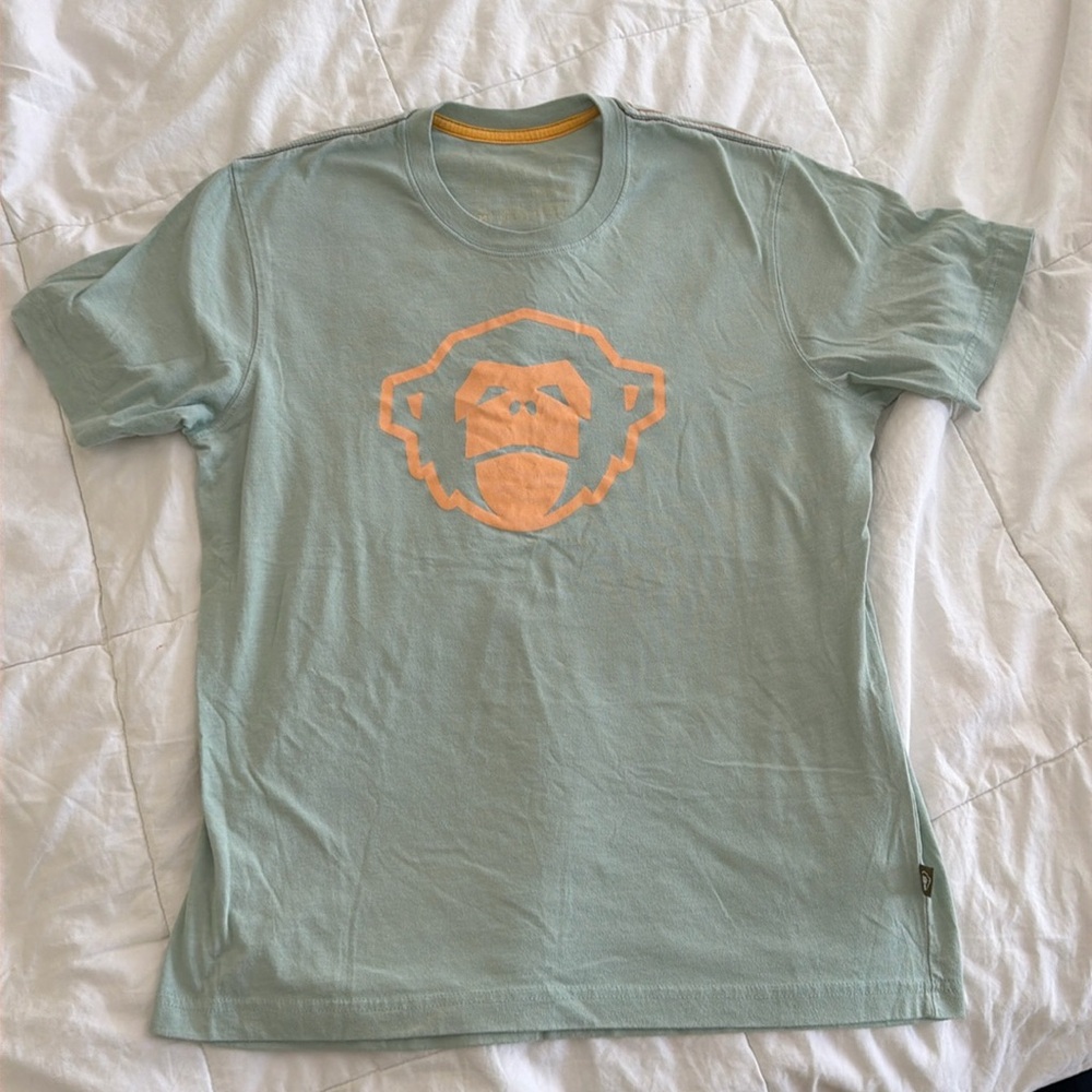 Men’s t-shirt